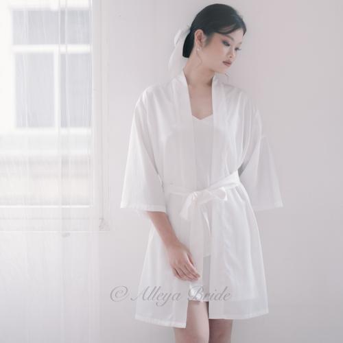 White Aster Series | KIMONO SATIN HIJAB 