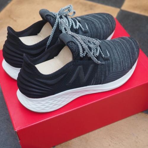 Jual New Balance Fresh Foam Roav Kni 