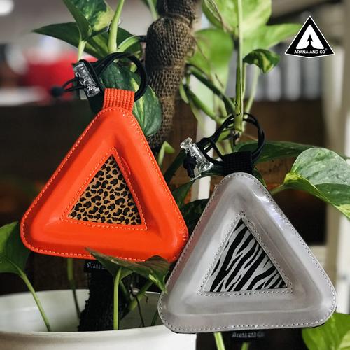 Jual Triangle Reflector Arana 