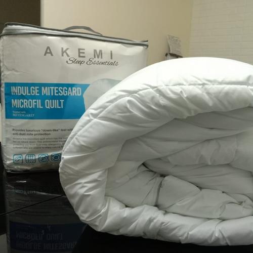 Gambar Sleep Essential Luxury Micro Down Quilt (Selimut) Super King 260x230 dari AKEMI OFFICIAL STORE Jakarta Utara Tokopedia