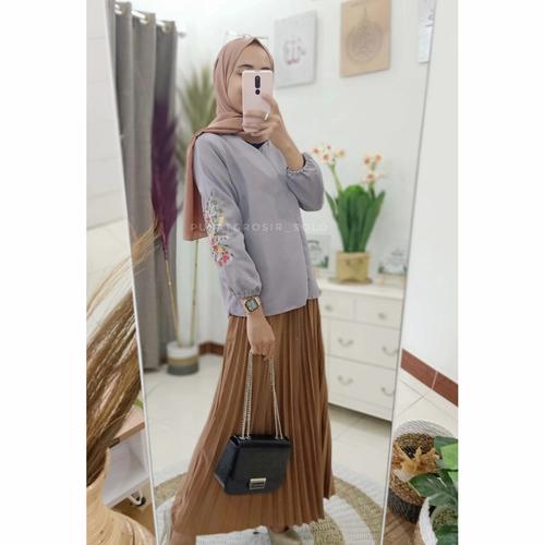 Foto Produk Baju Atasan Wanita Blouse Bordir Bunga - Abu-abu dari BE_Collection18
