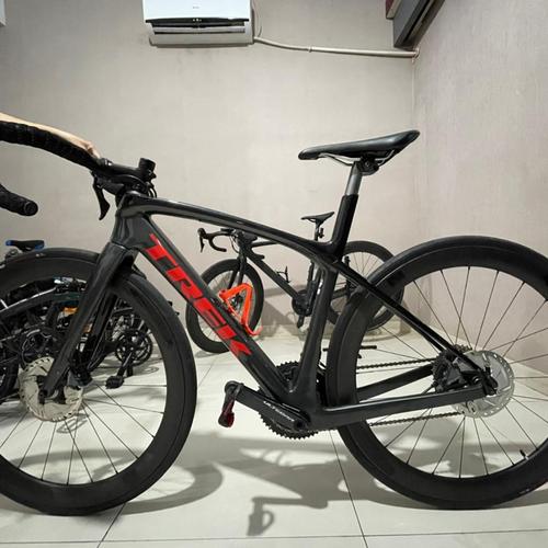 Jual sepeda balap road bike Trek domane 