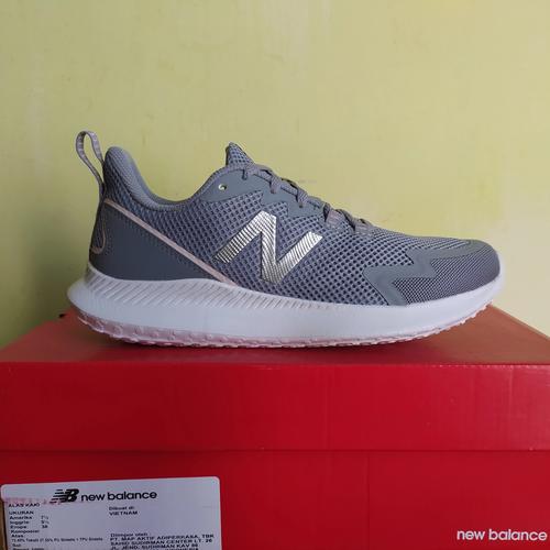 Jual Sepatu New balance RYVAL RUN running women Kode : (WRYVLLS1) - Kota  Surabaya - Buayasport | Tokopedia