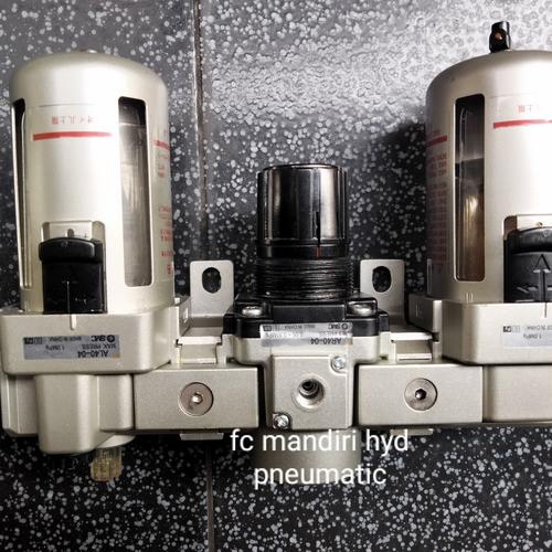 Filtre Régulateur Lubrificateur (FRL) SMC AC40-J1H52 - Neuf (sans Boîte)