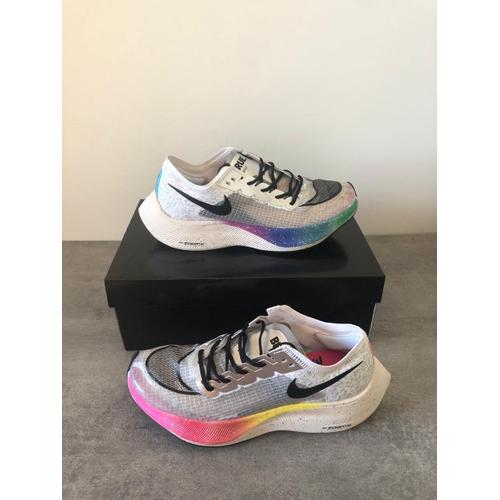Jual Sepatu Unisex - NIKE ZOOMX VAPORFLY NEXT% - Multicolor Silver - 38 -  Kota Semarang - Branded Sneakers ID | Tokopedia