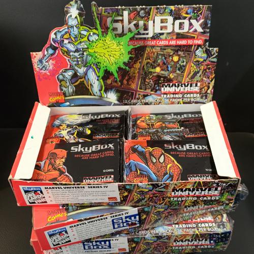 Foto Produk Marvel Universe trading cards dari Charu Toys