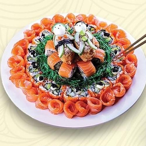 Jual Sushi Birthday Cake / Tower Cake by Sushi Tei Medan - MAKIMONO