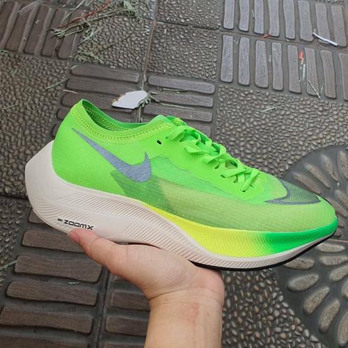 nike vaporfly 40