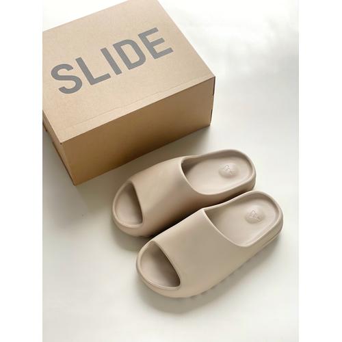 yeezy slide 11