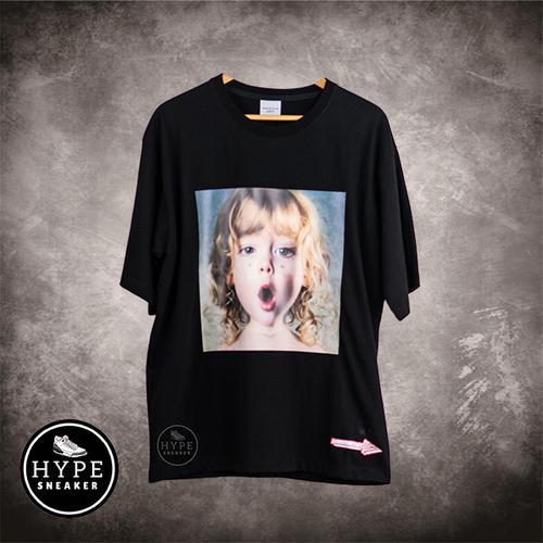 Gambar Kaos ADLV Acme De La Vie Girl Shocked Black Tshirt 100% ORIGINAL dari HYPESNEAKER.ID Kota Salatiga Tokopedia