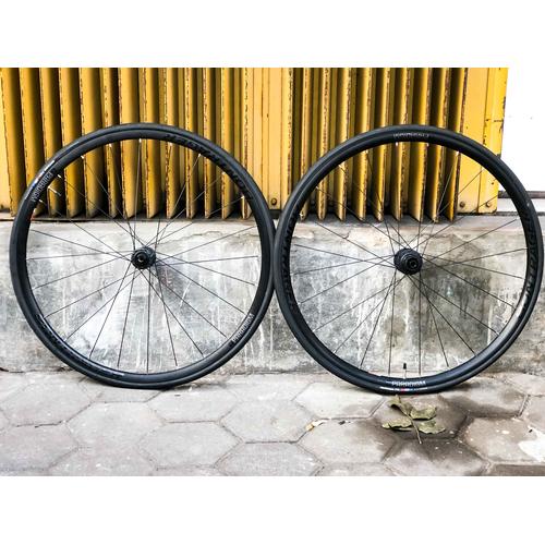 Jual WHEELSET GRAVEL ROAD BONTRAGER 