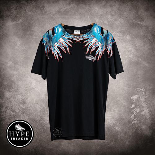 Gambar Kaos MARCELO BURLON Wings Sea Snail Blue Black Tshirt 100% ORIGINAL dari HYPESNEAKER.ID Kota Salatiga Tokopedia