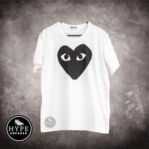 Gambar Kaos CDG PLAY Heart Black White TSHIRT 100% ORIGINAL dari HYPESNEAKER.ID Kota Salatiga Tokopedia