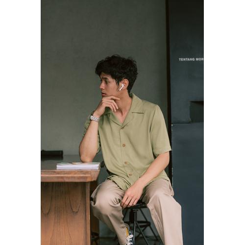 Gambar KEMEJA CUBAN HAWAI DYLLCO - LYN PASTEL GREEN HAWAIAN SHIRT - S dari Dyllco Official Kota Bandung Tokopedia