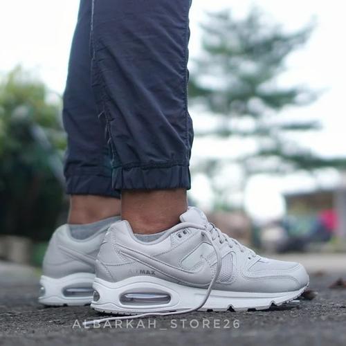 air max command all white