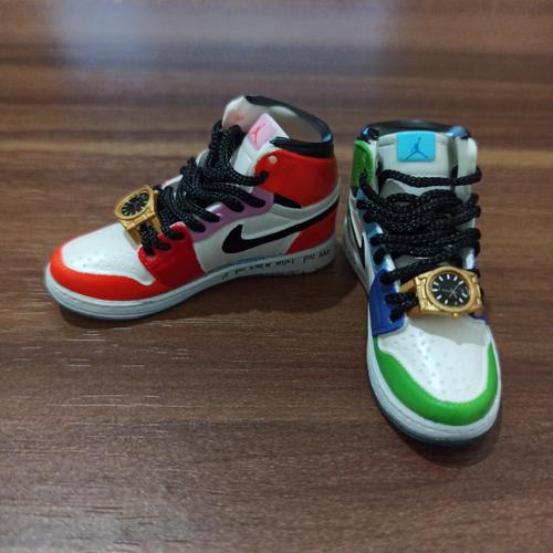 Promo 1/6 Sepatu Sneakers AJ1 Melody Ehsani miniatur Jember