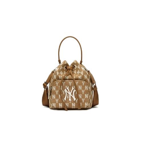 yankees drawstring bag