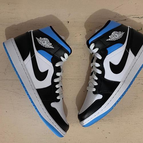 aj 1 wmns