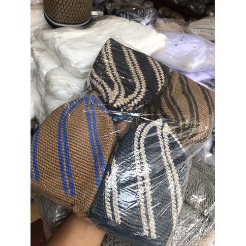 Foto Produk Peci Rajut Tebal/Peci Rajut Hadromut/Peci Yaman dari Grosir Peci Store