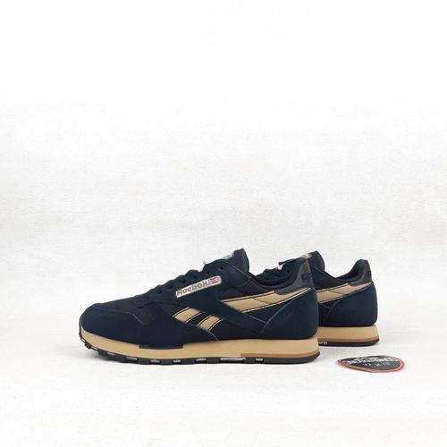 Jual sepatu reebok classic suede navy premium original terlaris - Navy, 43  - Kota Bandung - SNEAKERSINDO22 | Tokopedia