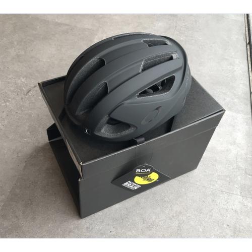OAKLEY ARO3 LITE cycling helmet