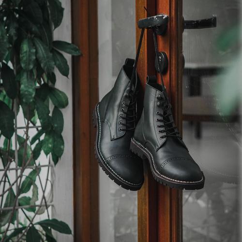 Jual Sepatu Boots Kulit - Vigos Titan Black - 44 - Kota Bandung - VIGOS  COMPANY | Tokopedia
