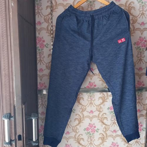 Foto Produk celana training Merk Uniqlo Original Full tag 4 wrna size m.l.xl hitam - M dari JnR Fashion