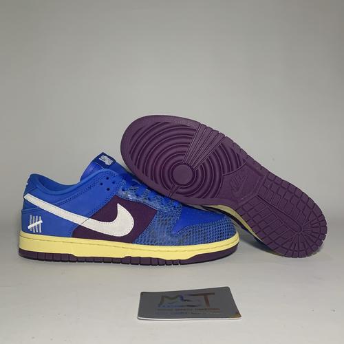 dunk low undefeated 5 on it