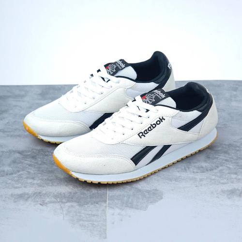 MAN CASUAL SNEAKER RUNNING 39 