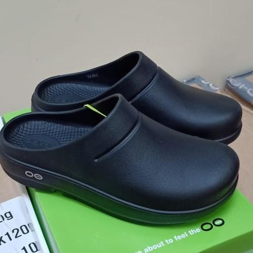 tan thin strap heels