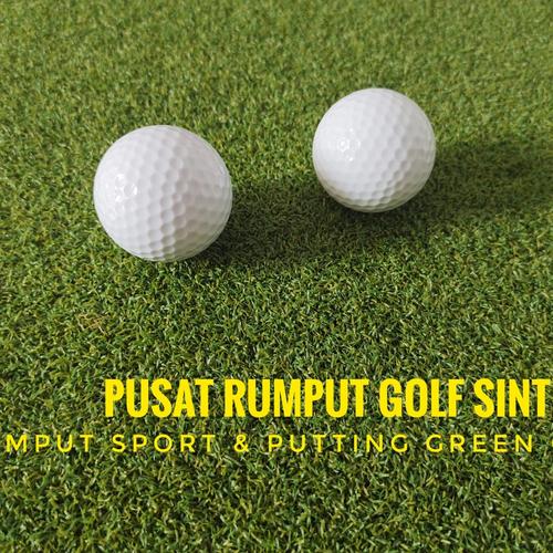 Lapangan Golf Ciputra dengan Rumput yang Tidak Rapi