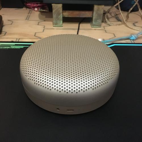 Jual Like new B\u0026o beoplay a1 sand stone 