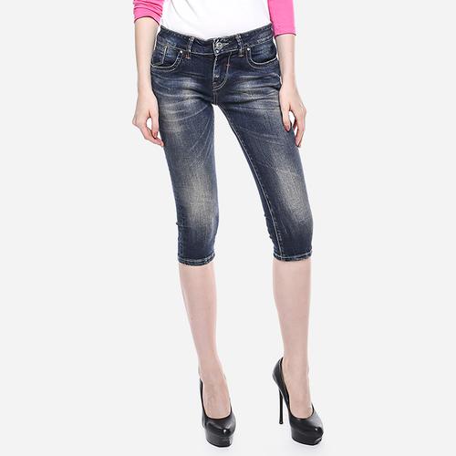 denim capri