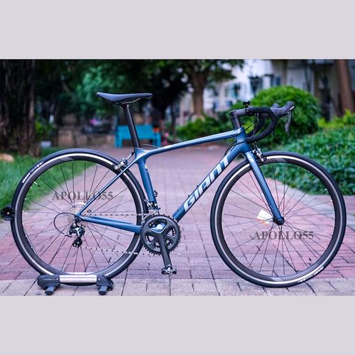 Giant TCR ADV 3 Carbon fiber roadbike 
