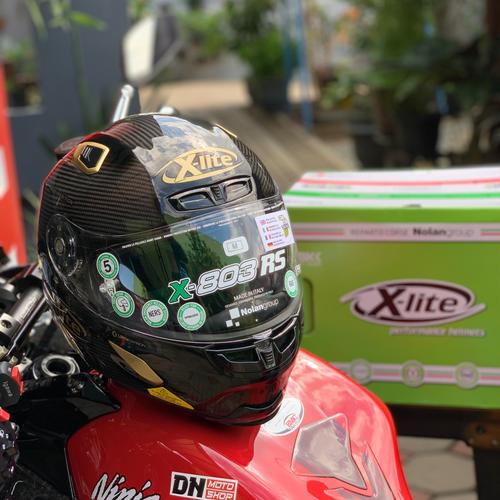 Jual Helm Xlite 803 RS ultra carbon Gold edition - M - Kab. Sleman -  dnculture | Tokopedia