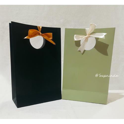 Gambar Premium Kantong Kado/Paper bag - Putih dari Suprindo Jakarta Utara Tokopedia
