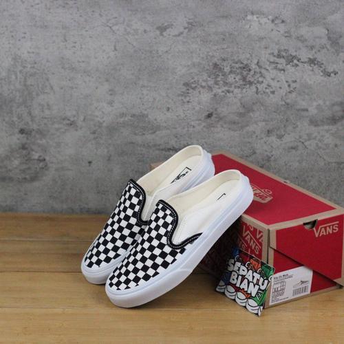 checkerboard mule vans