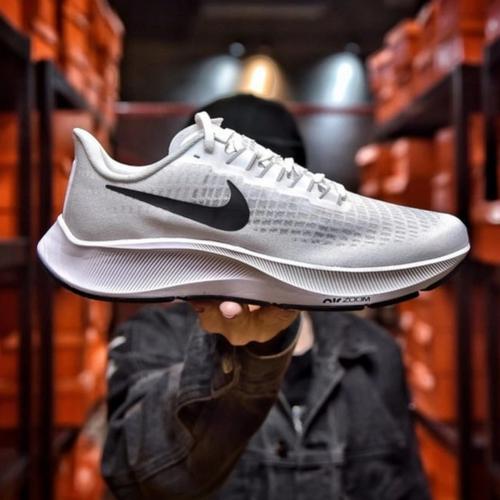 nike air zoom pegasus 37 white black