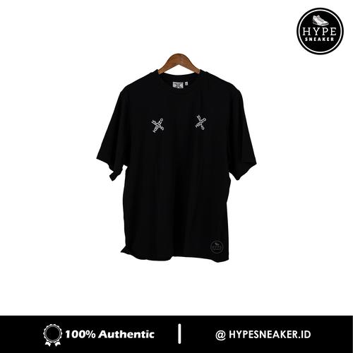 Gambar Kaos KENZO Double Little Cross Black Tshirt 100% ORIGINAL - XS dari HYPESNEAKER.ID Kota Salatiga Tokopedia