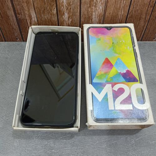 Jual Samsung M 3 32 Gb Fullset Layar Baret Jakarta Pusat Gudang Grosir Hp Tokopedia