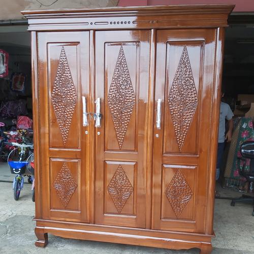 Gambar lemari jati / lemari kayu jati 3 pintu jumbo dari Toko Baru Mebel Kota Bekasi Tokopedia