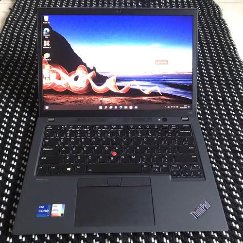 ThinkPad X13 Gen2 i5-1135/16/500 英語配列（ThinkPad X13 Gen 2 