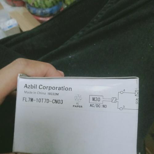 Azbil FL7M-3J6HD-L5 Proximity Switch New - Foto 10