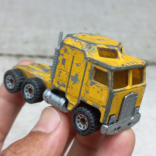 Jual Matchbox Kenworth head truck Kota Semarang Tokopedia