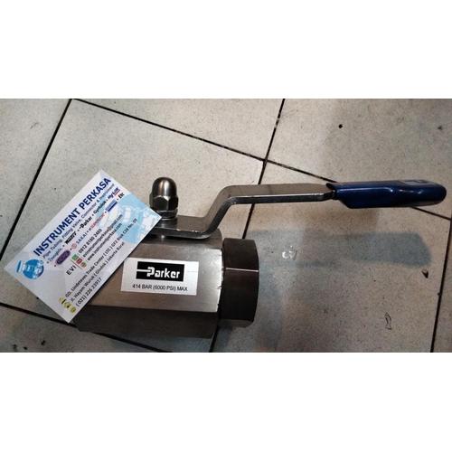 Serie 300 - Valvole a sfera femmina/femmina con premi-stoppa in PTFE e O-ring