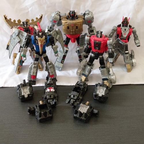 Jual Transformers Dinobots Volcanicus Hasbro Kota Pekalongan viano