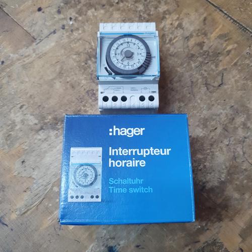 Jual TIMER SWITCH ANALOG HAGER EH111 EH 111 230V 50Hz 24H 16A ORIGINAL