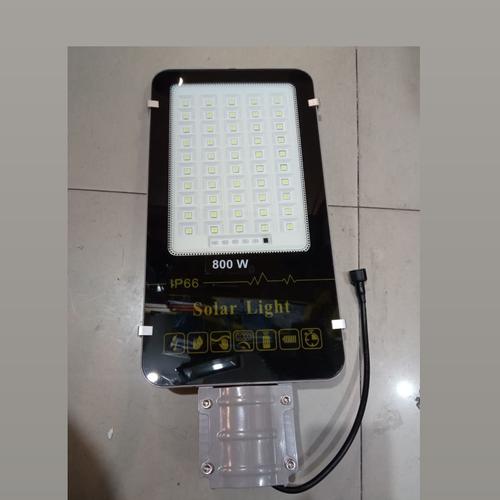Jual lampu jalan pju panel surya 800w 800 w solar sel matahari remote ...