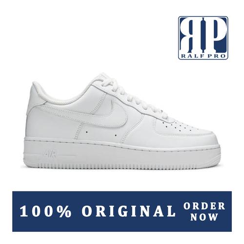 Jual NIKE AIR FORCE 1 '07 TRIPLE WHITE / FULL WHITE - 44.5 - Jakarta Timur  - RalfPro | Tokopedia