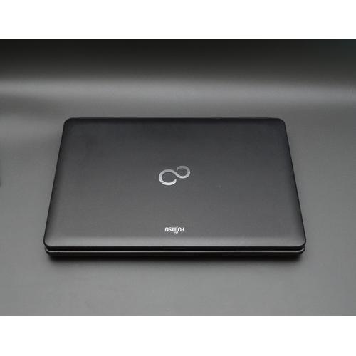 送料無料 1台限定 中古動作良品 ノートパソコン 13.3型 富士通 S762/G